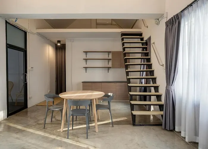 Apartment Crownex Deluxe Bangkok